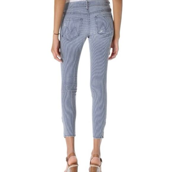 MOTHER The Vagabond Crop Jeans - On The Road Destroy Size 28 Blue white stripe - Picture 2 of 11